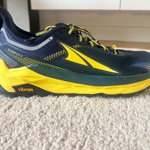 Altra Olympus 5